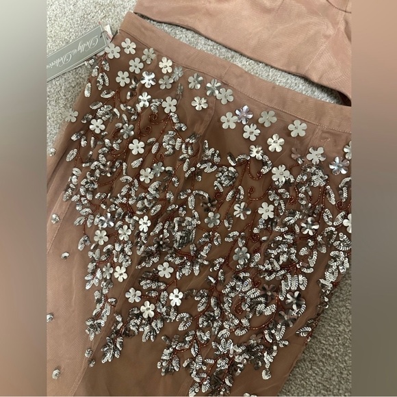 DOLLY & DELICIOUS CO-ORD IN CHAMPAGNE-PINK. EMBELLISHED MERMAID INDIAN CO-ORD - Picture 6 of 6